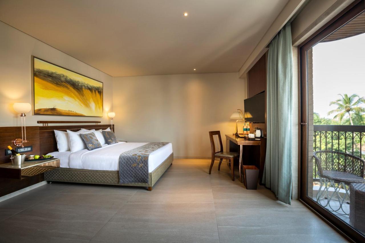 Yu Hotel Candolim Eksteriør billede