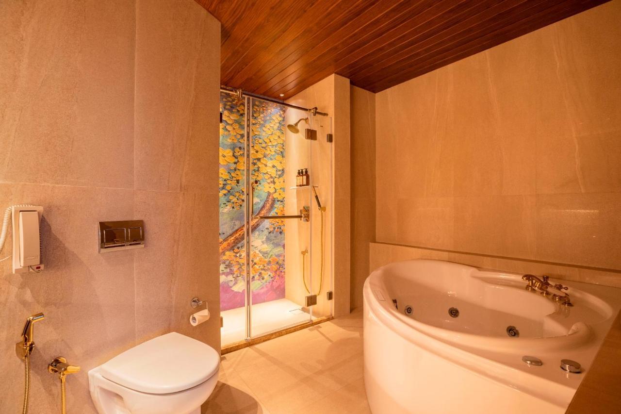 Yu Hotel Candolim Eksteriør billede