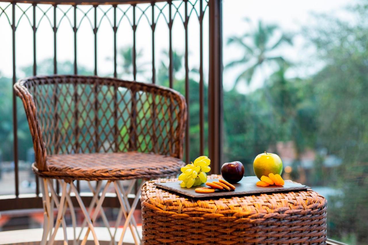 Yu Hotel Candolim Eksteriør billede